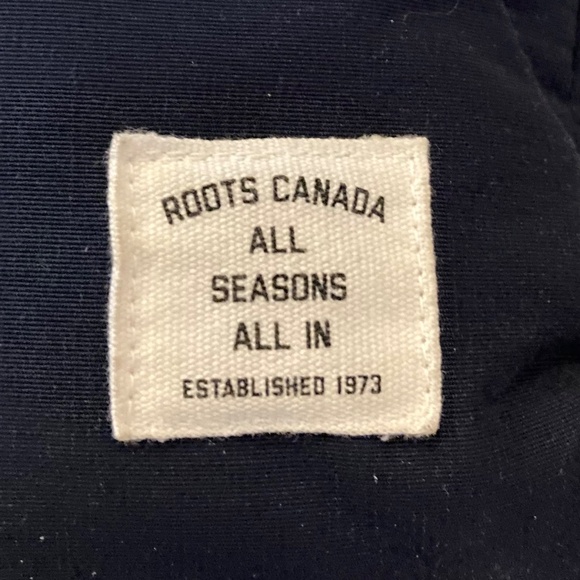 Roots Puffer Vest - Picture 3 of 3